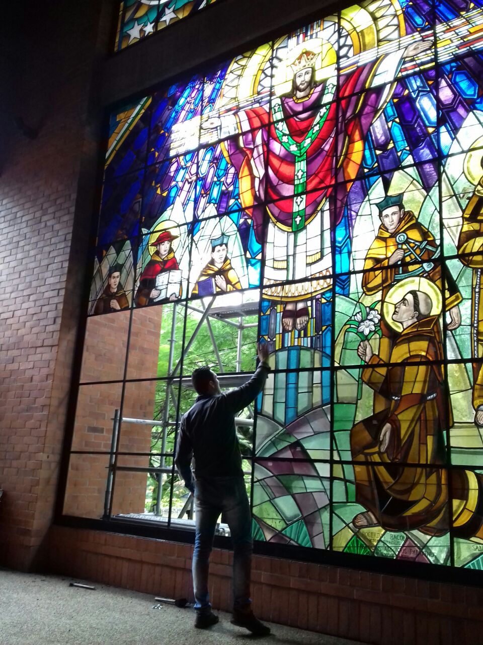 Vitral 13